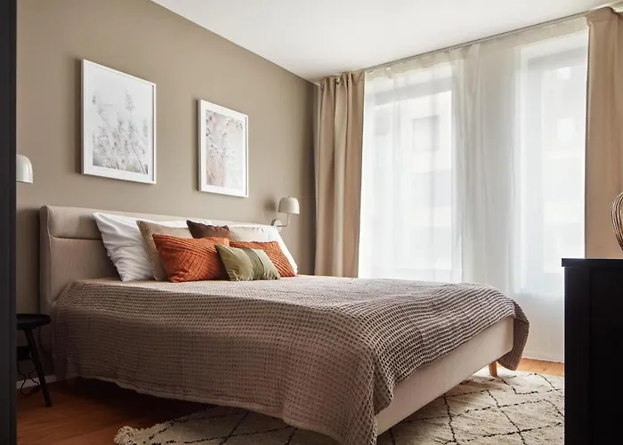 Days - Designer Apts - Garage - Terrace - Easy Access Praga