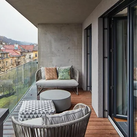 Days - Designer Apts - Garage - Terrace - Easy Access Апартаменты