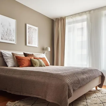 Days - Designer Apts - Garage - Terrace - Easy Access Prague