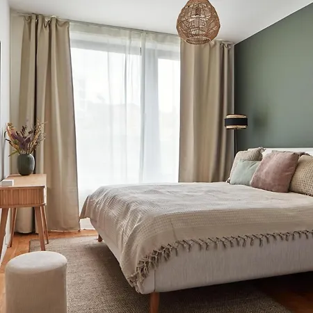 Apartmán Days - Designer Apts - Garage - Terrace - Easy Access *