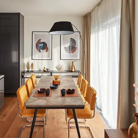 Days - Designer Apts - Garage - Terrace - Easy Access Apartment *