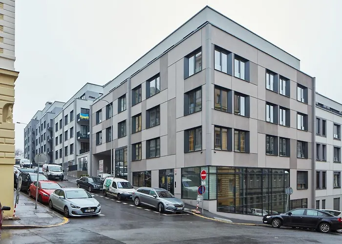 Days - Designer Apts - Garage - Terrace - Easy Access